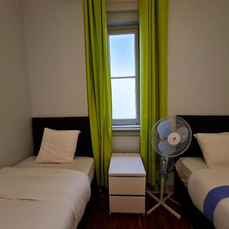 Shangri-La Hostel Anjos Lisboa Eksteriør bilde