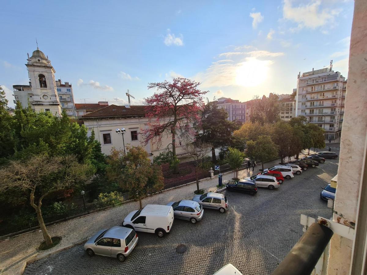 Shangri-La Hostel Anjos Lisboa Eksteriør bilde