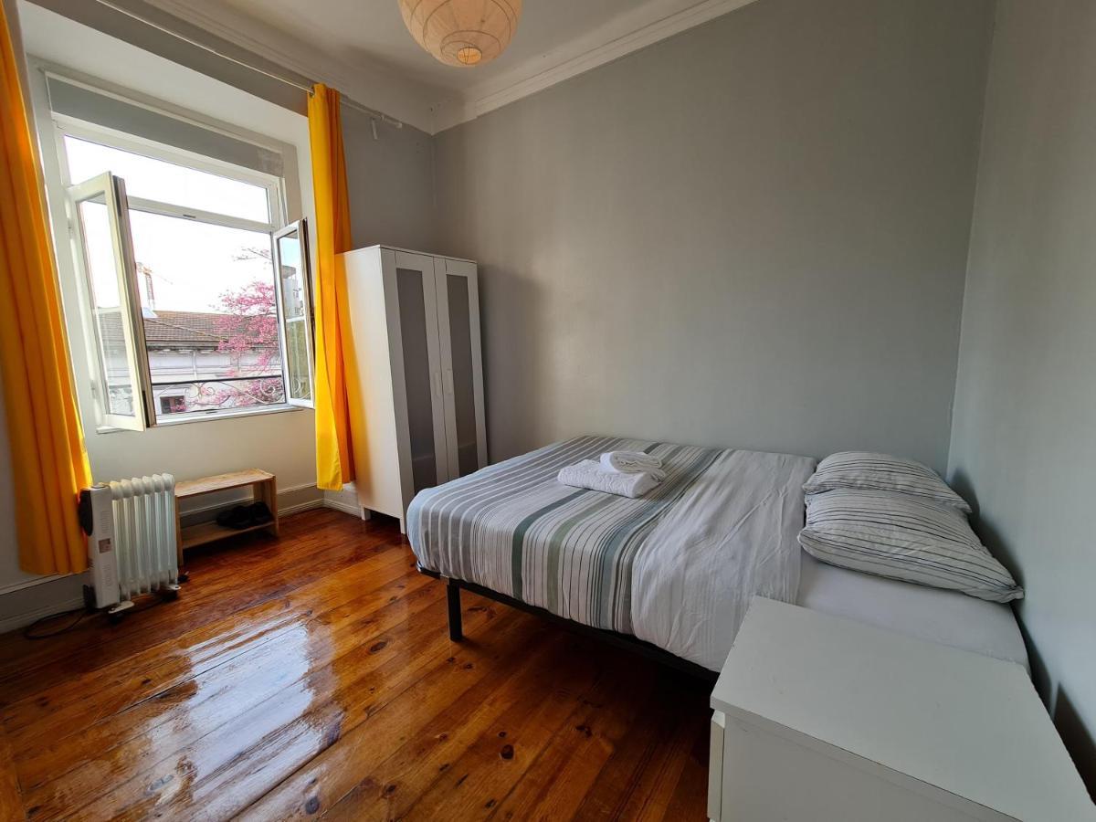 Shangri-La Hostel Anjos Lisboa Eksteriør bilde