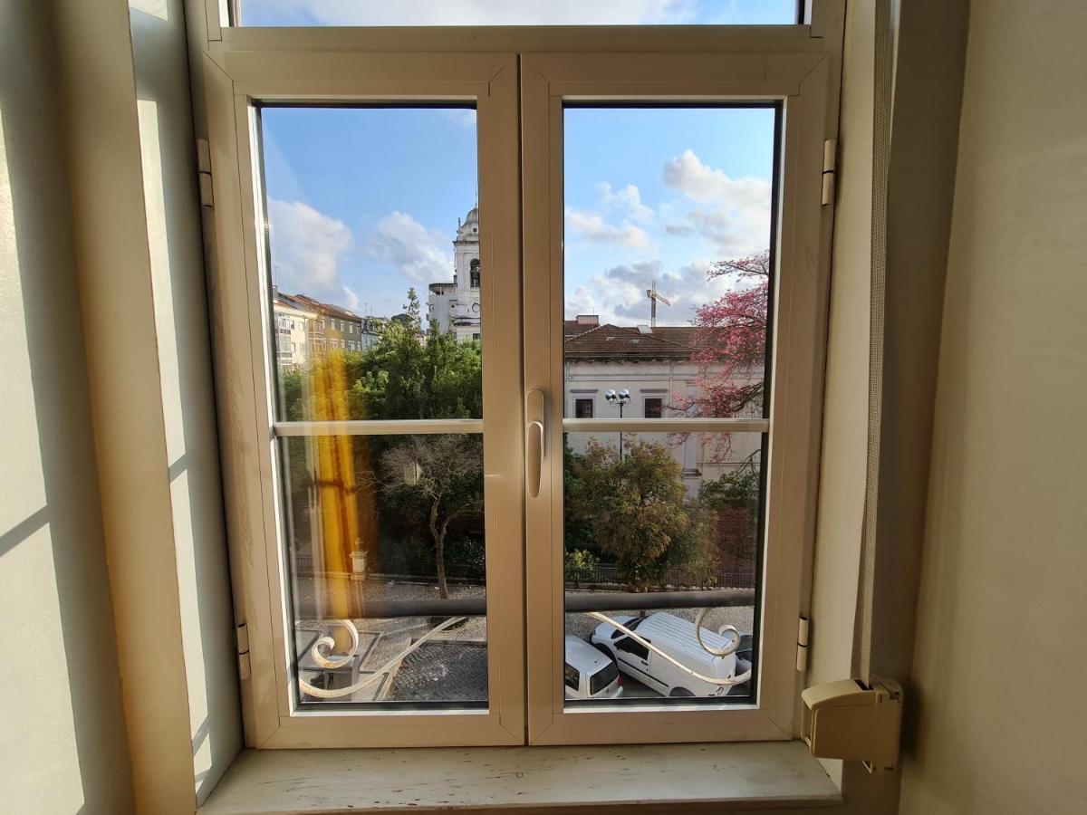 Shangri-La Hostel Anjos Lisboa Eksteriør bilde