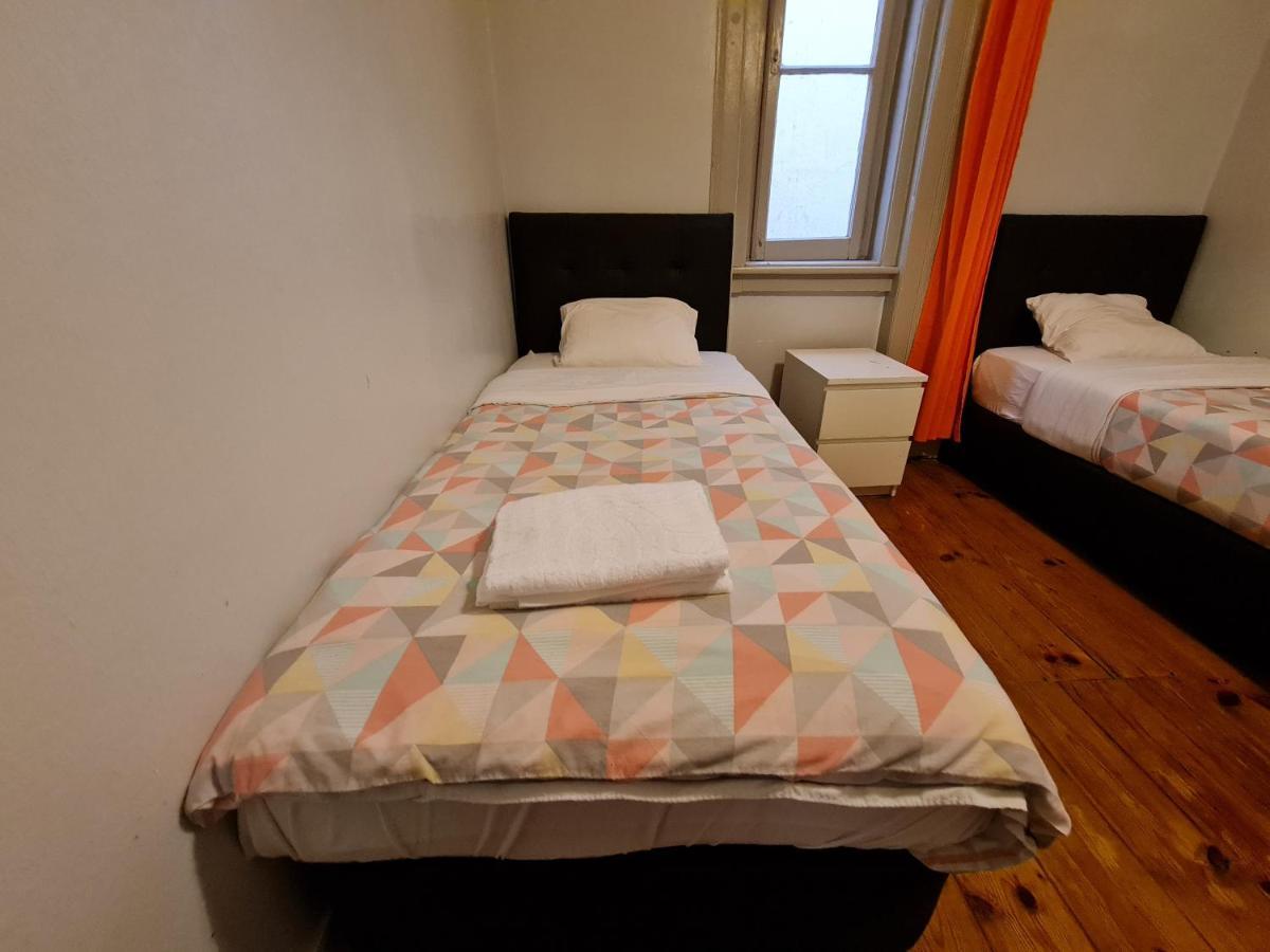 Shangri-La Hostel Anjos Lisboa Eksteriør bilde