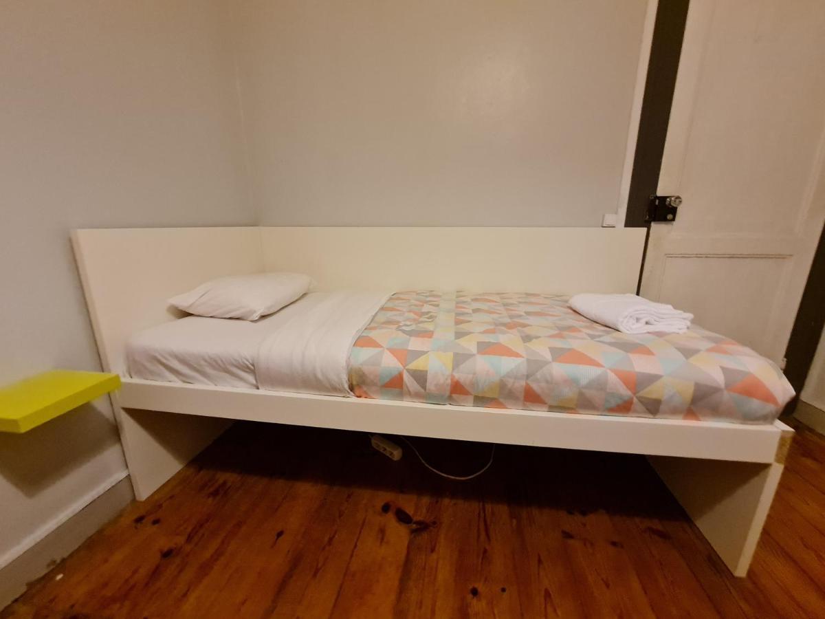 Shangri-La Hostel Anjos Lisboa Eksteriør bilde